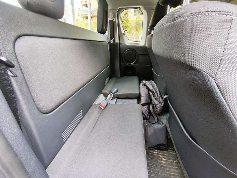 Toyota Hilux — 7