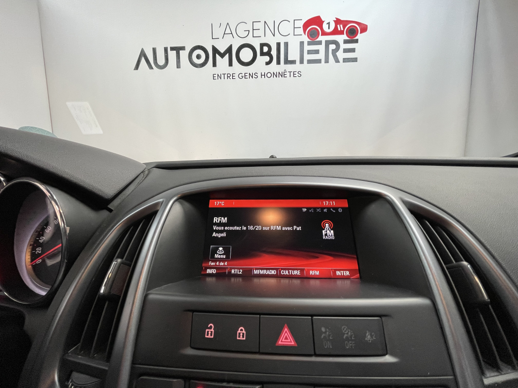 Opel Astra Sports Tourer — 21