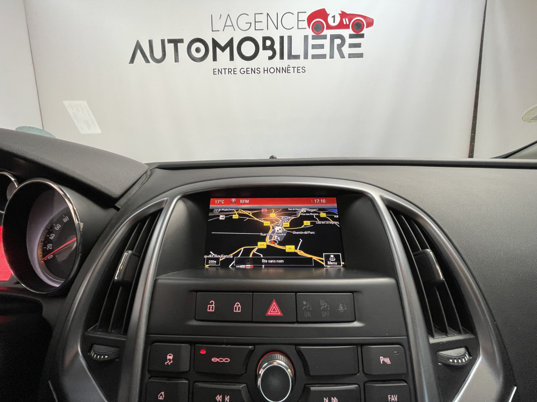Opel Astra Sports Tourer — 22