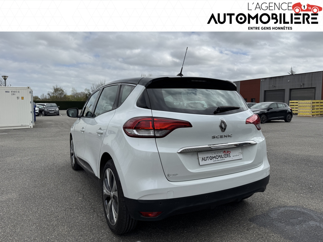 Renault Scenic — 5