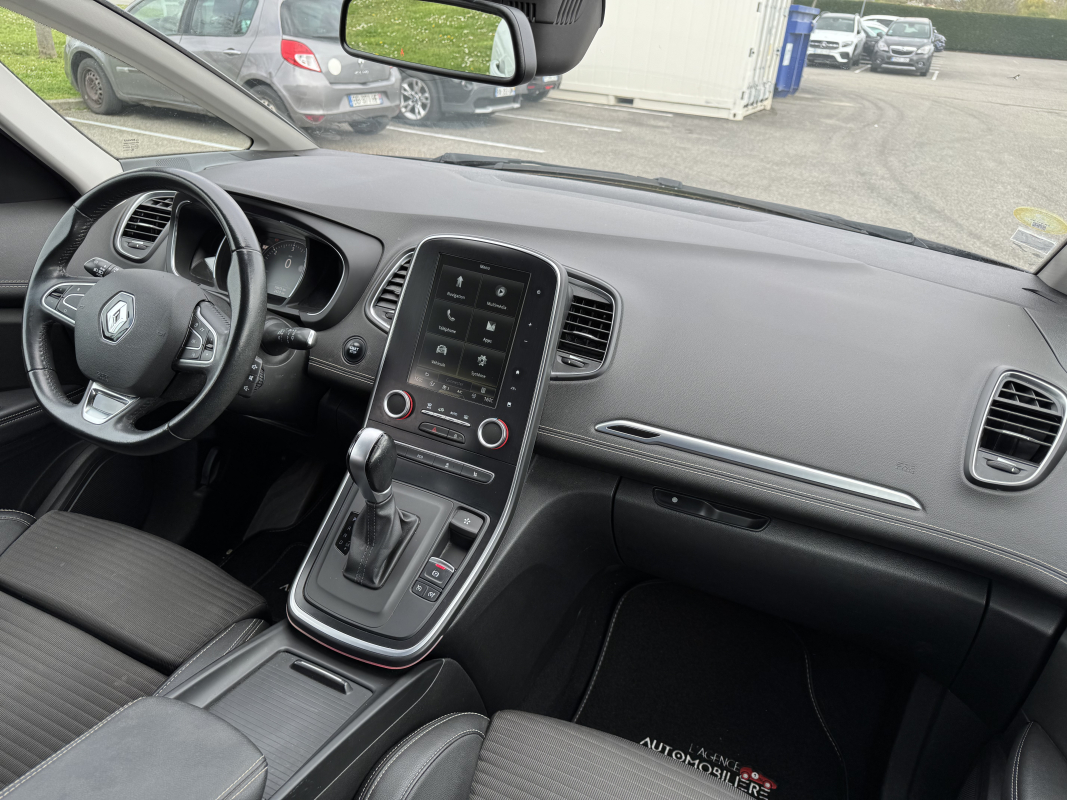 Renault Scenic — 16
