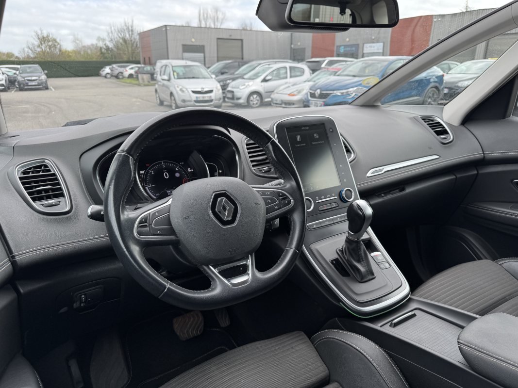 Renault Scenic — 14