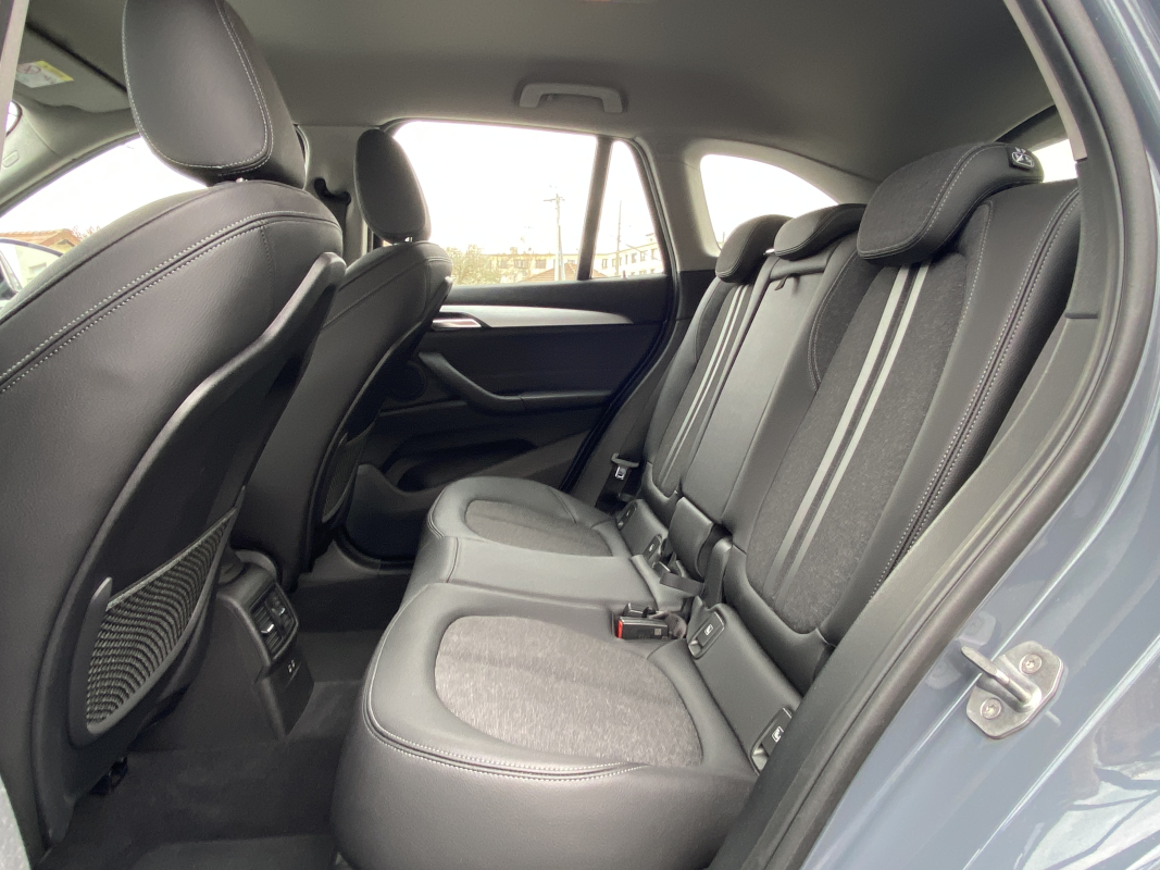 Bmw X1 — 11