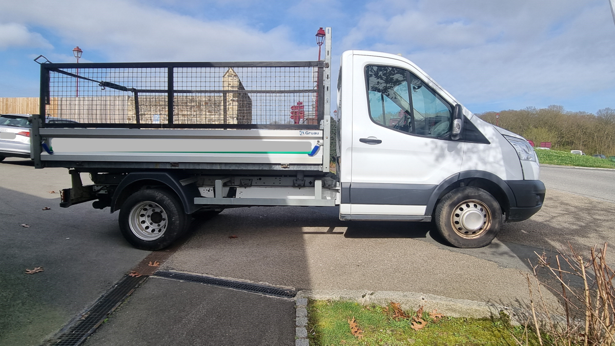 Ford Transit — 5
