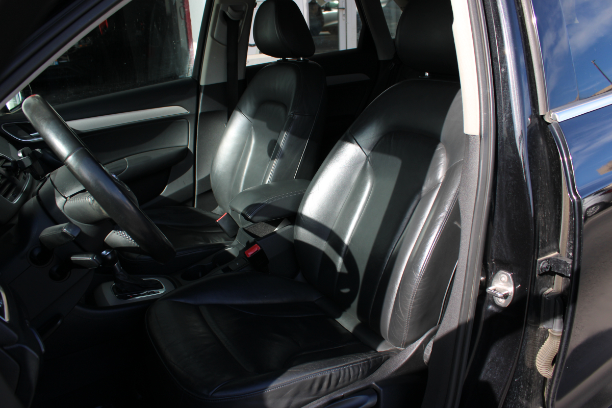 Audi Q3 — 12