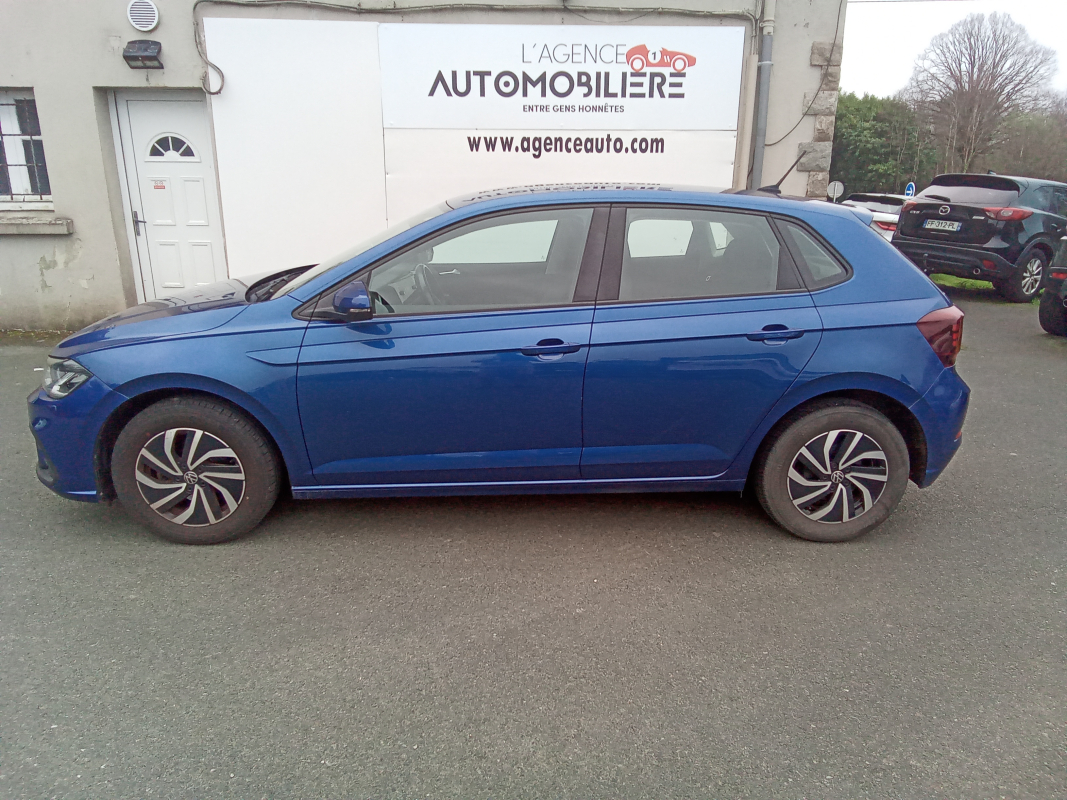 Volkswagen Polo — 2