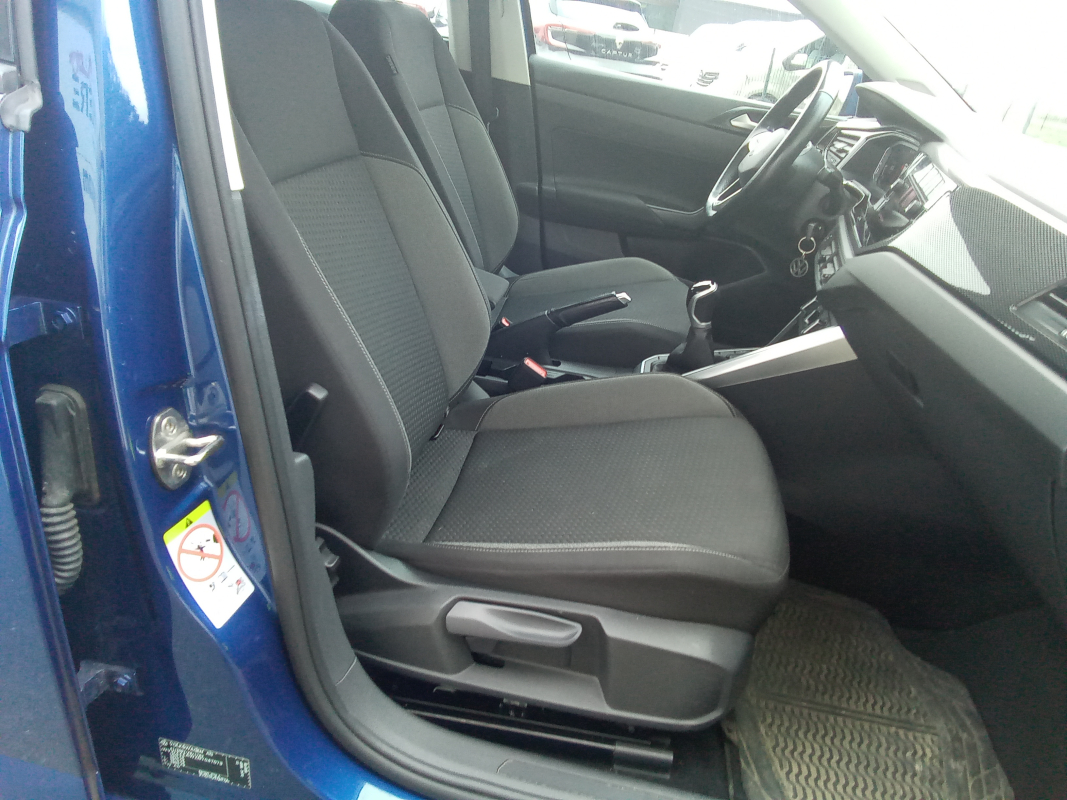 Volkswagen Polo — 15