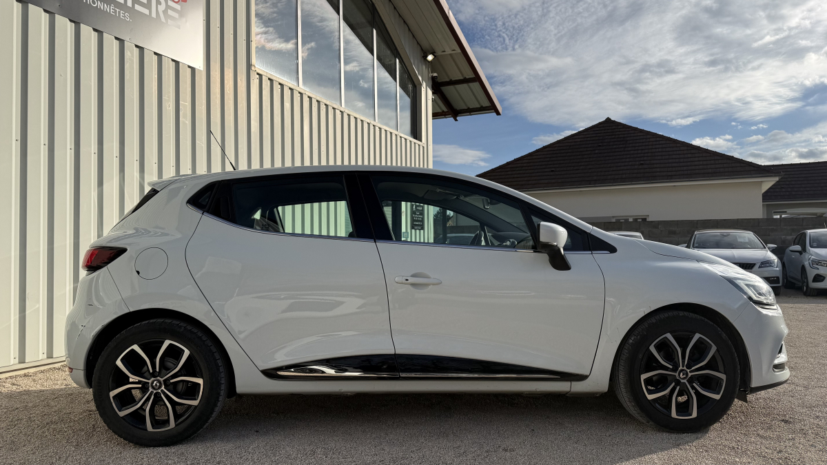 Renault Clio — 8