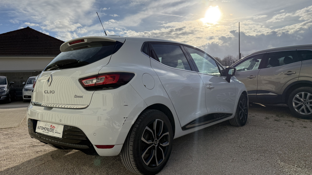 Renault Clio — 7