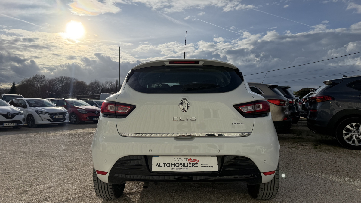 Renault Clio — 6