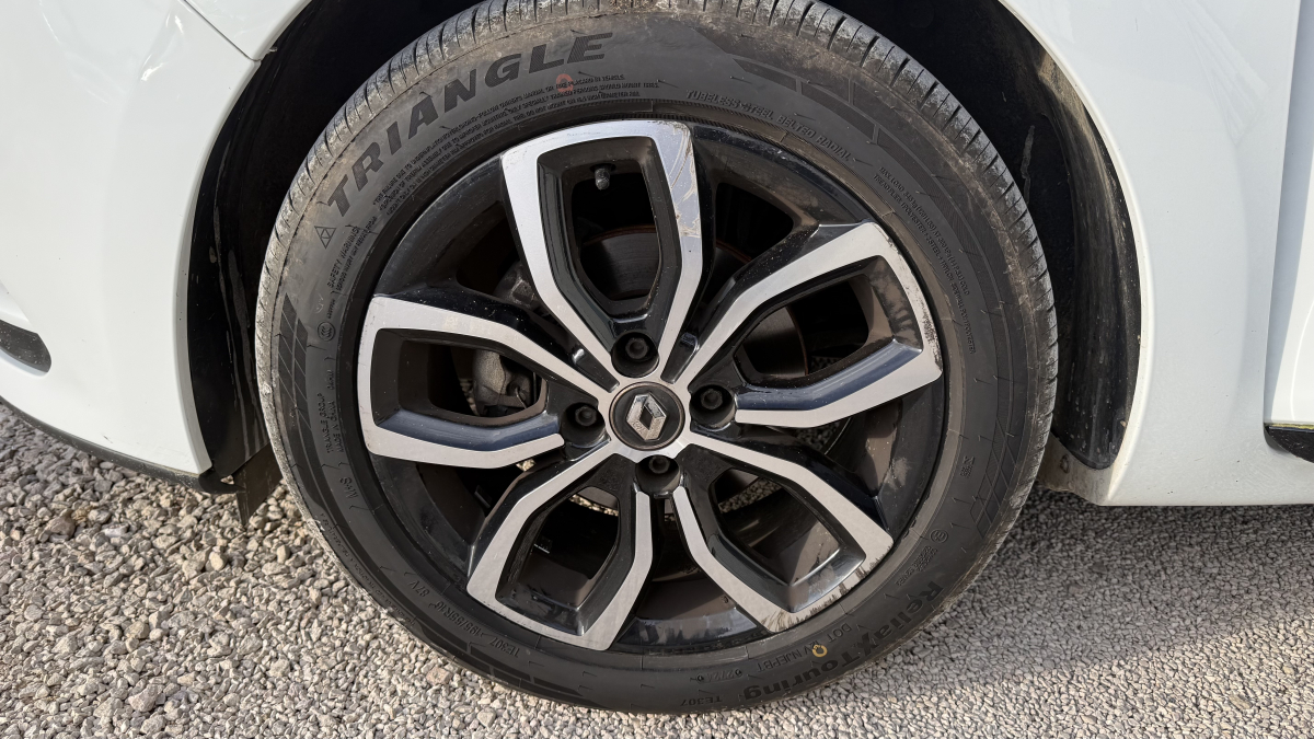 Renault Clio — 22