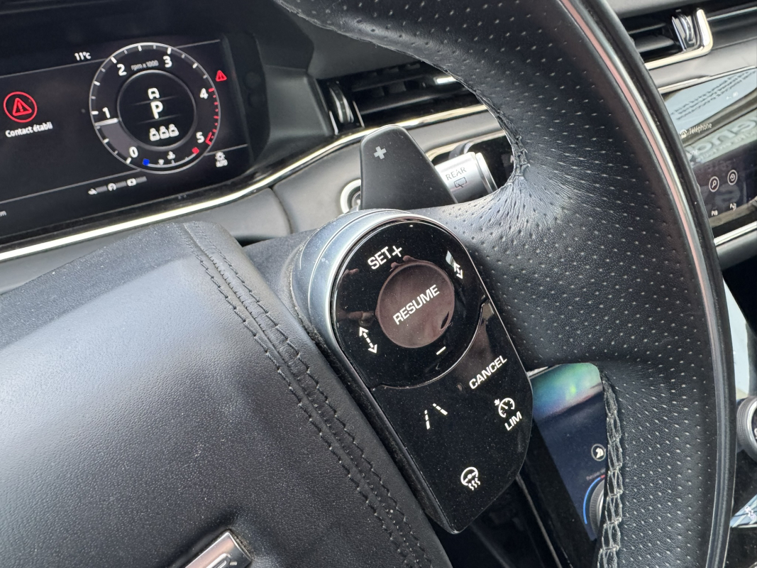 Land Rover Range Rover Evoque — 25