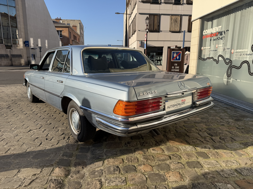 Mercedes 280 — 7