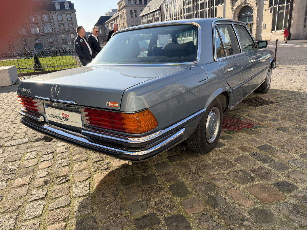 Mercedes 280 — 5