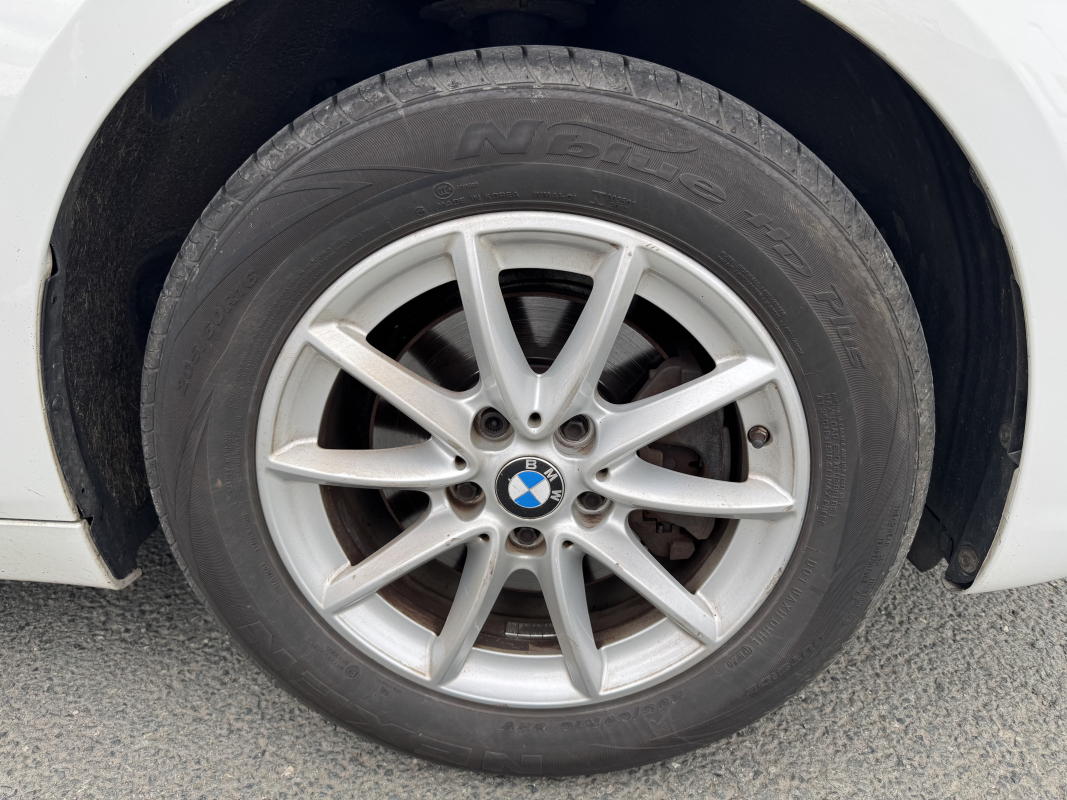 Bmw Série 2 — 36