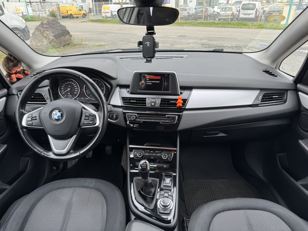 Bmw Série 2 — 11