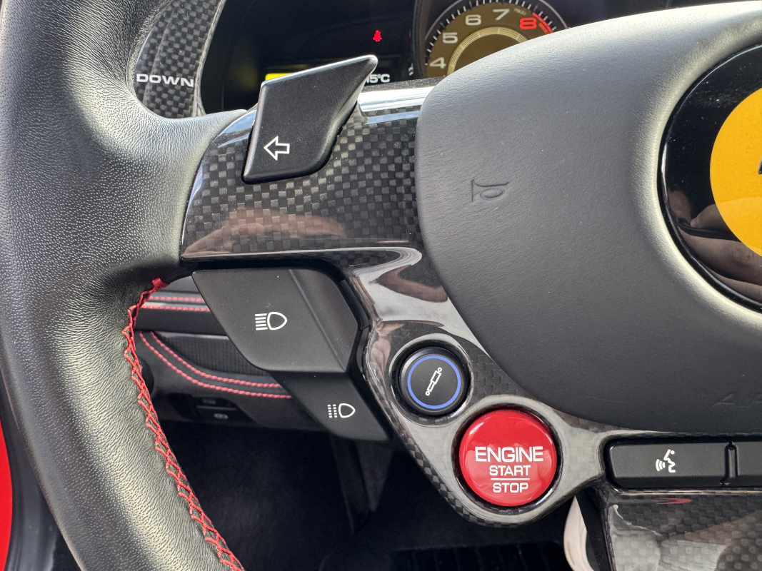Ferrari F8 Spider — 18