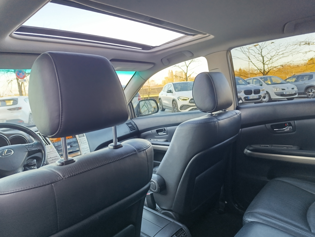 Lexus RX — 16