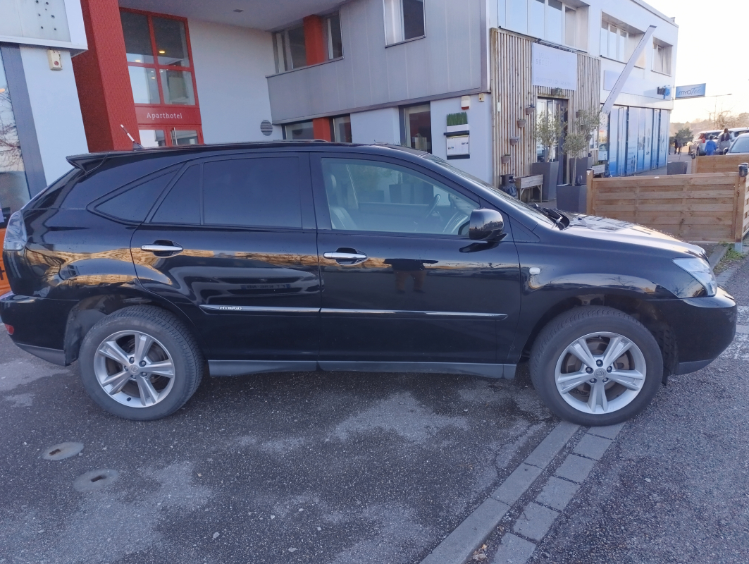 Lexus RX — 9