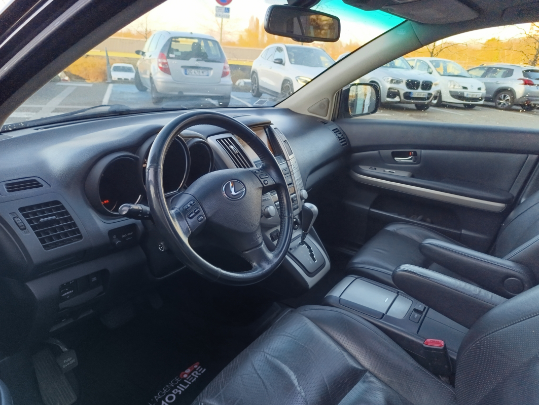 Lexus RX — 28
