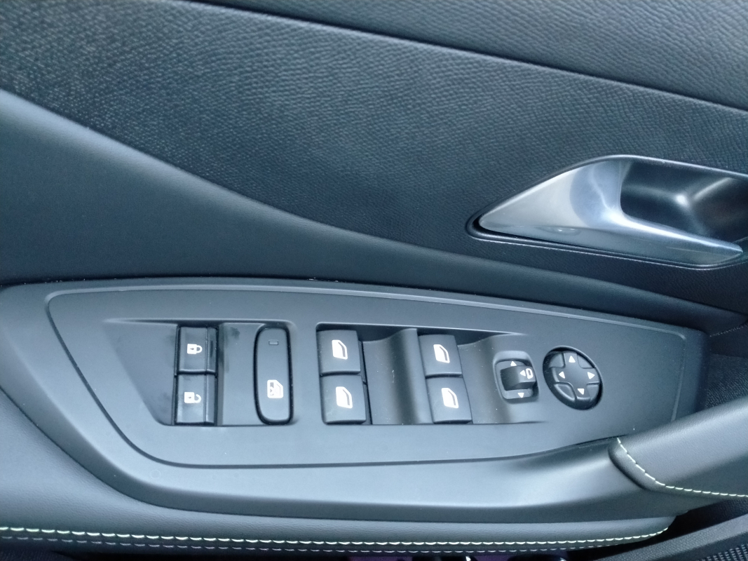 Peugeot 308 SW — 36