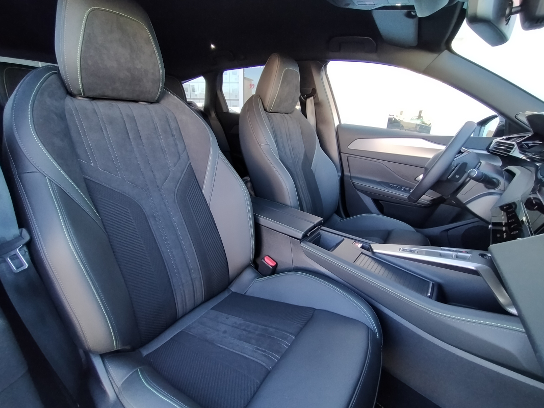 Peugeot 308 SW — 12
