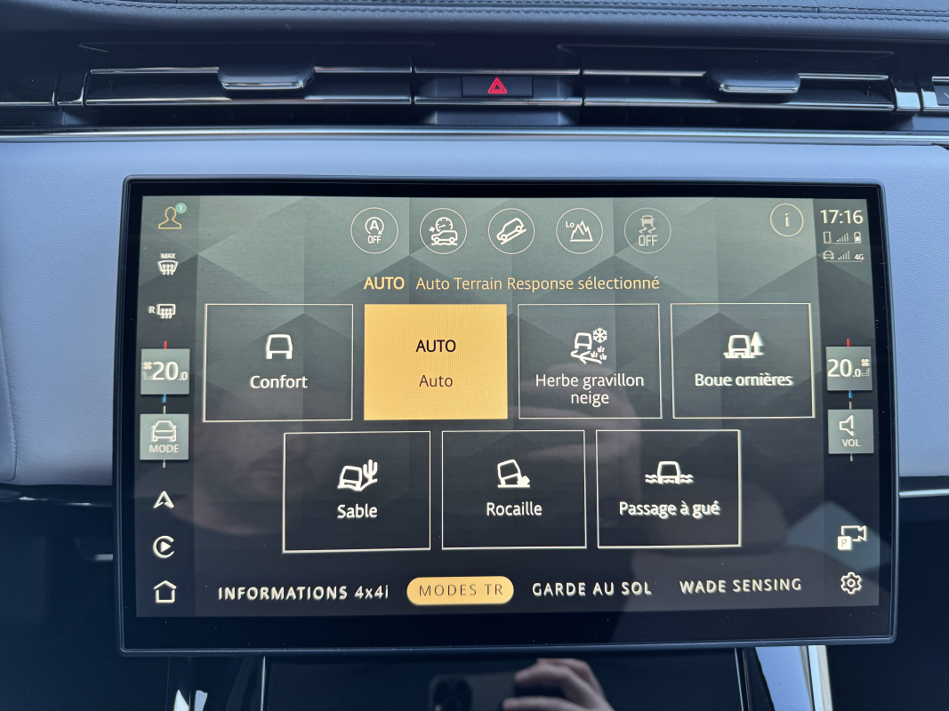Land Rover Range Rover Sport — 25