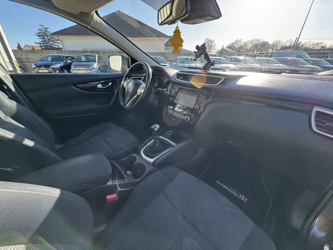 Nissan Qashqai — 14