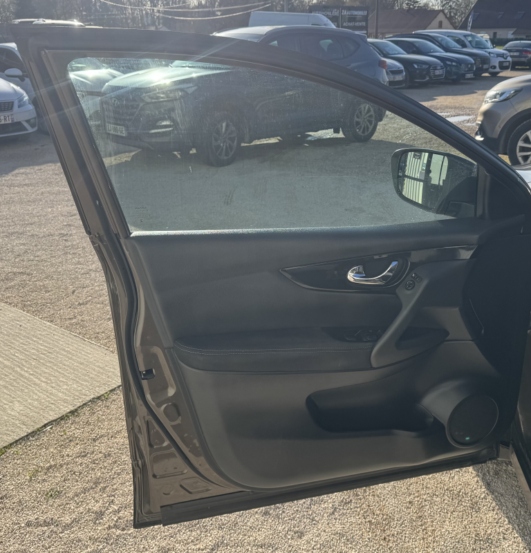 Nissan Qashqai — 21