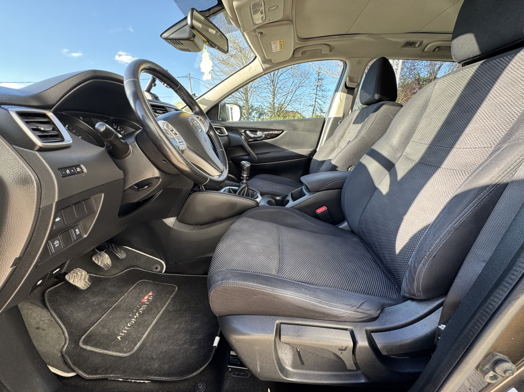 Nissan Qashqai — 10