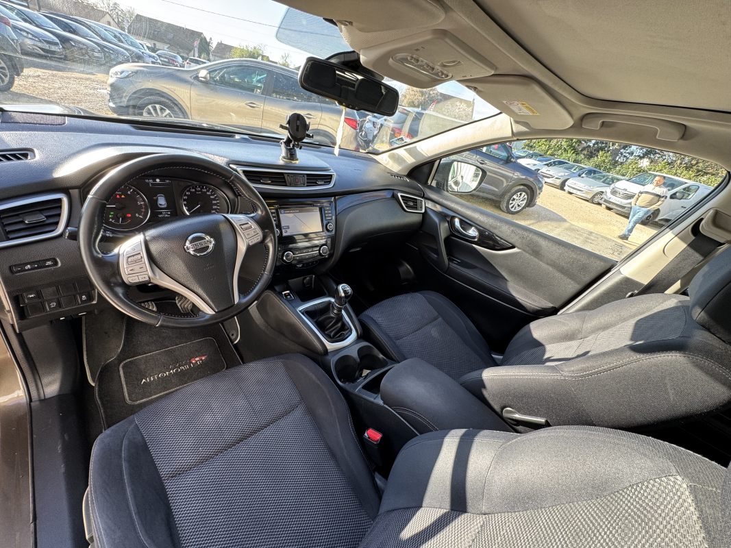 Nissan Qashqai — 11