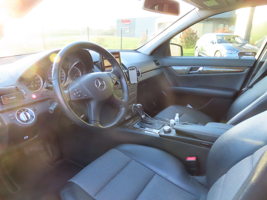 Mercedes Classe C — 9