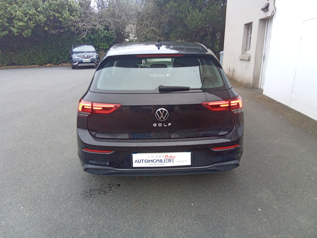 Volkswagen Golf — 4