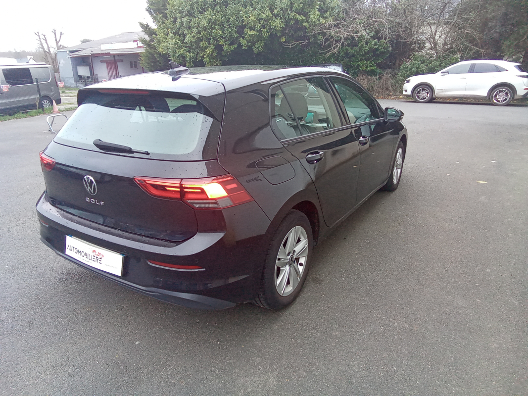 Volkswagen Golf — 5