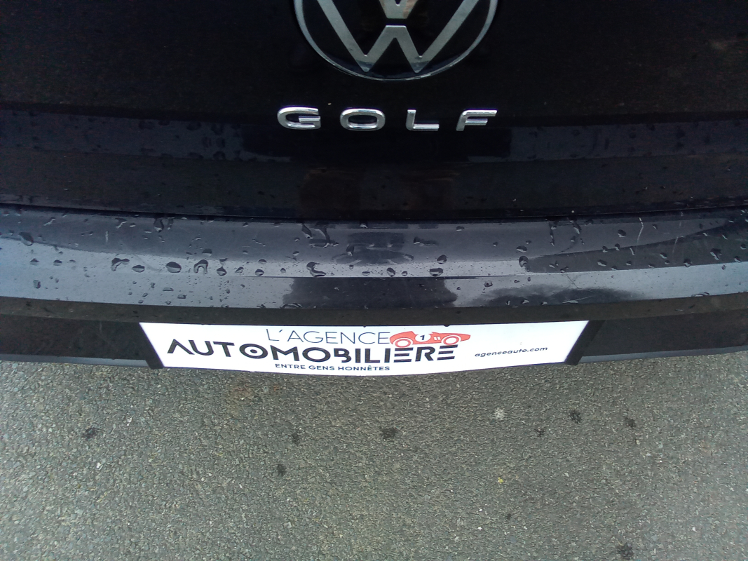 Volkswagen Golf — 25