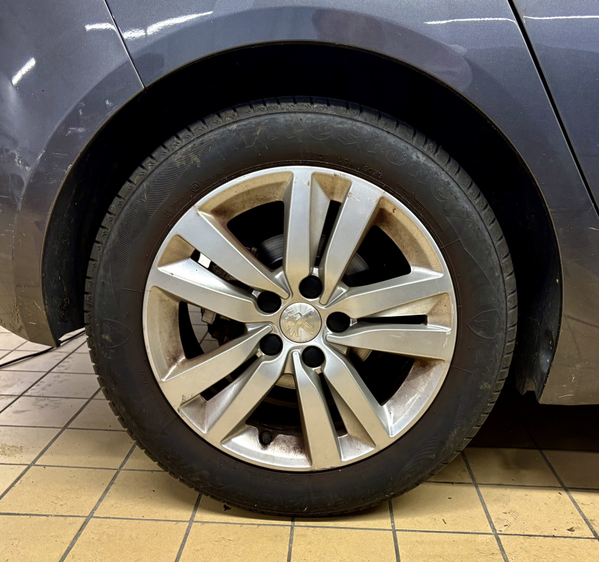 Peugeot 308 — 30