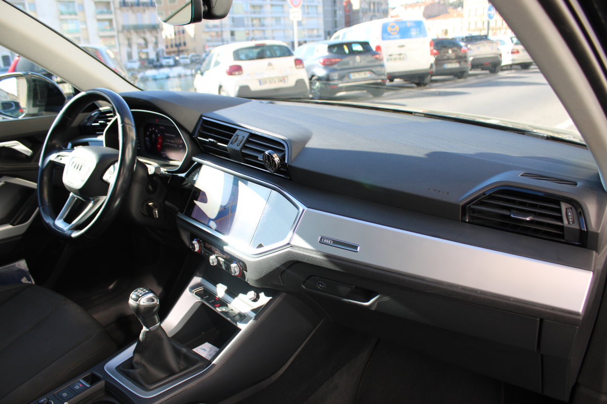 Audi Q3 — 8