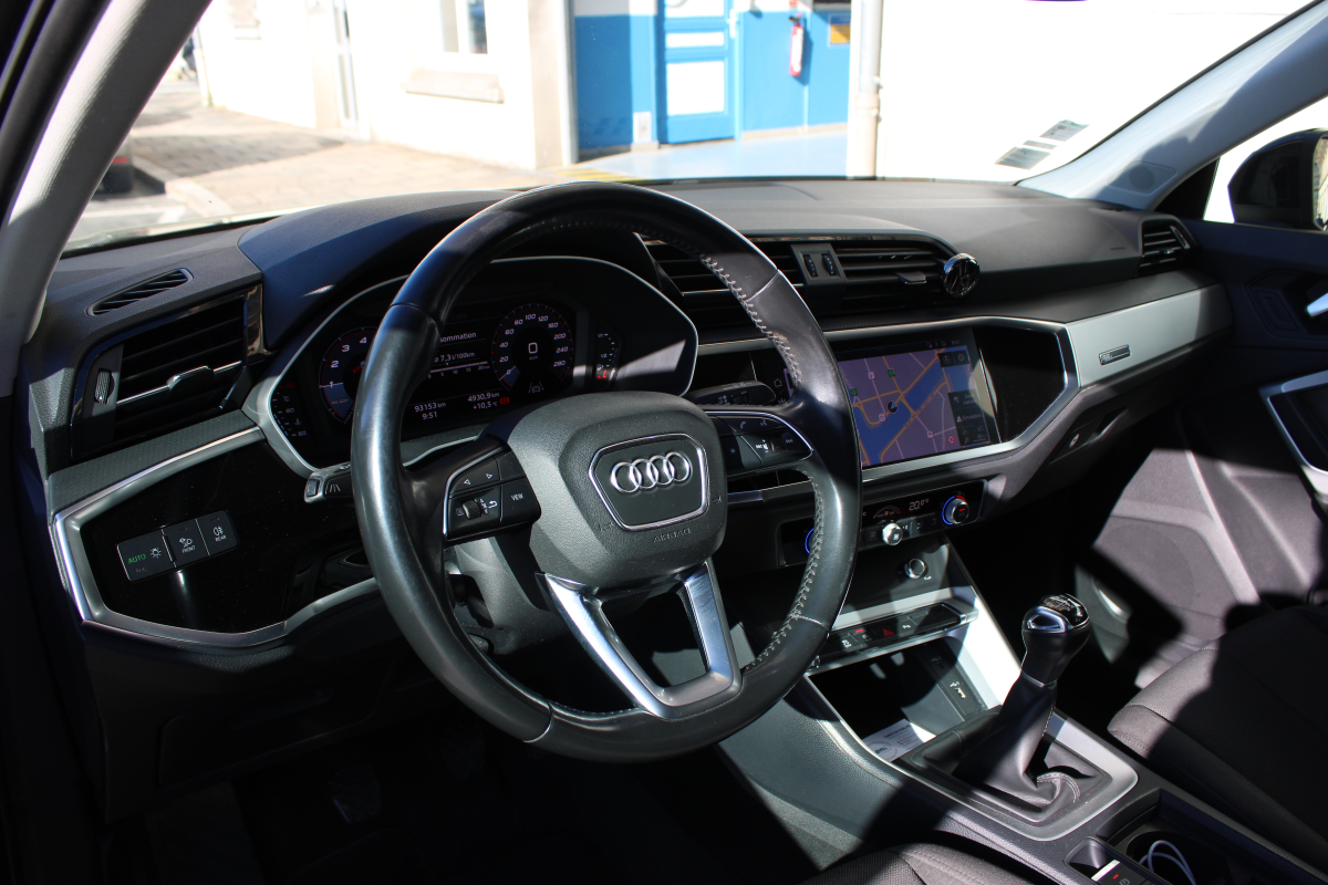 Audi Q3 — 10