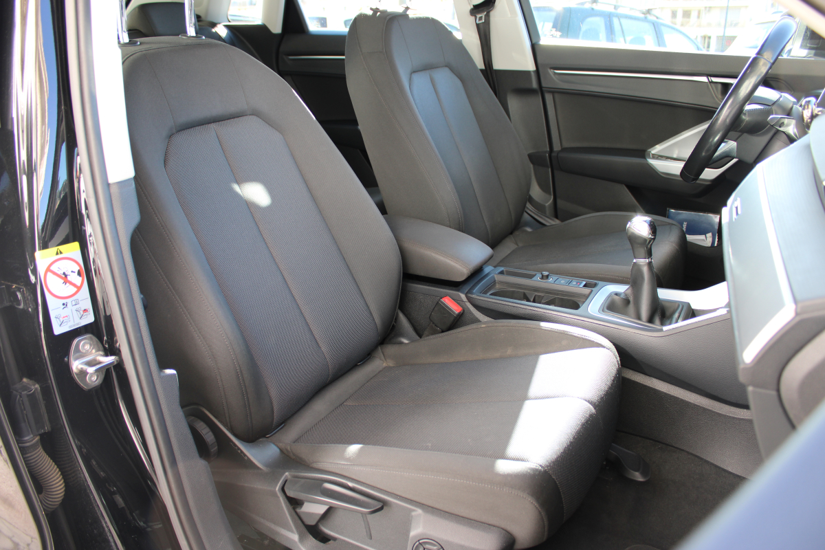 Audi Q3 — 12