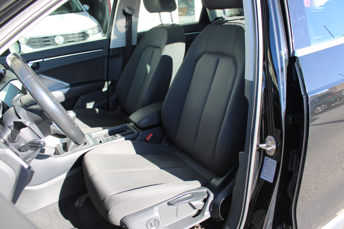 Audi Q3 — 11