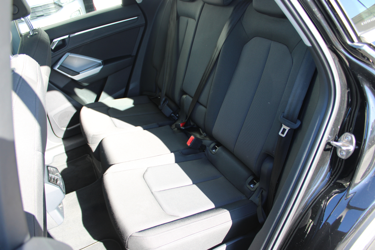 Audi Q3 — 25