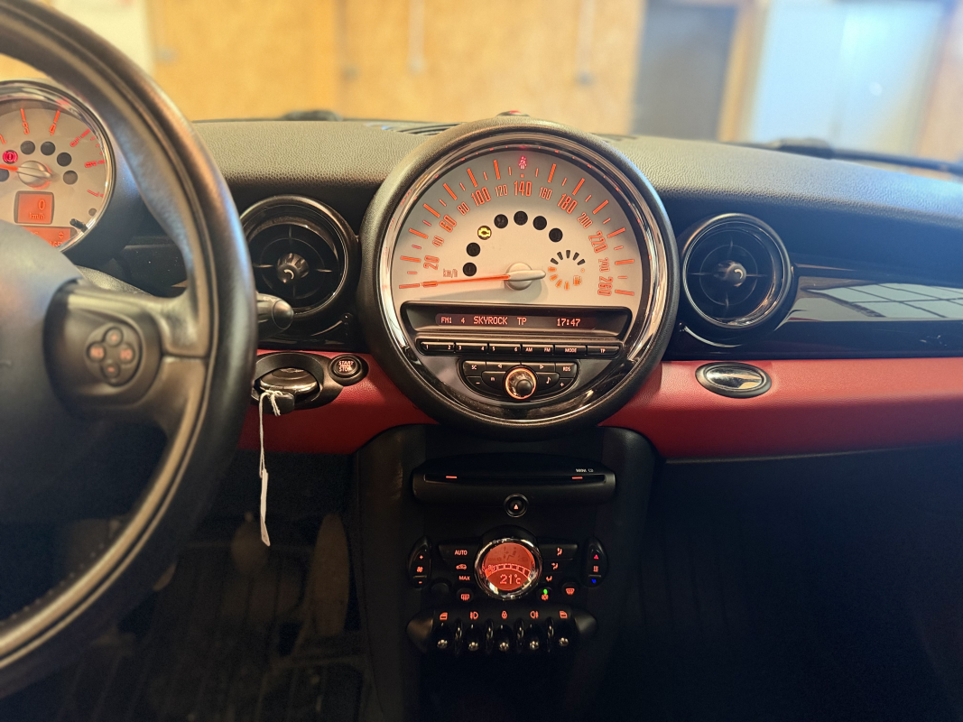 Mini Cooper — 12