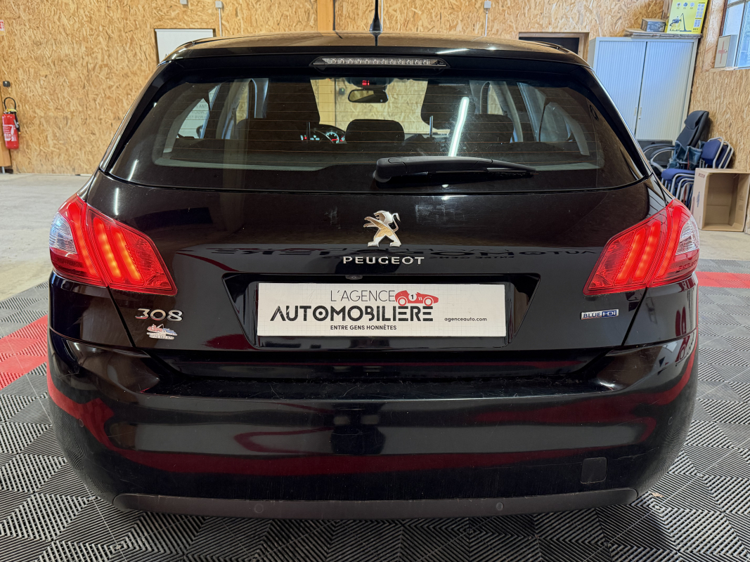 Peugeot 308 — 4