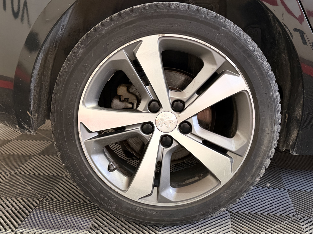 Peugeot 308 — 22