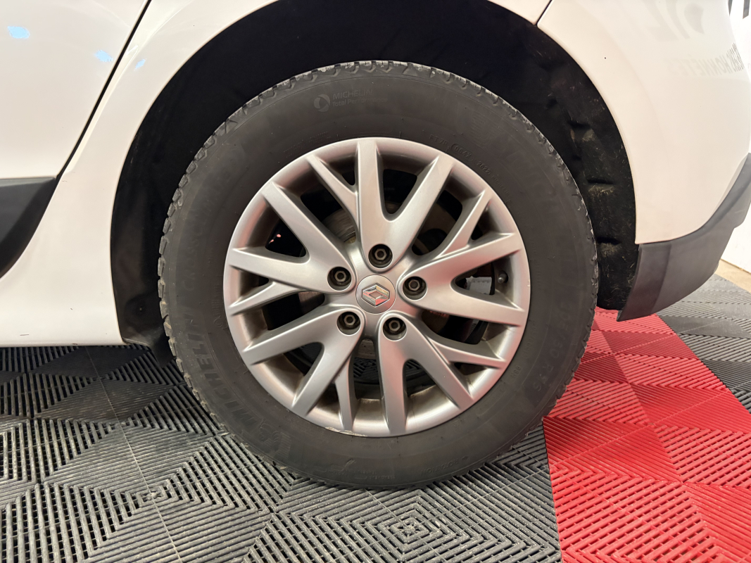 Renault Scenic — 18