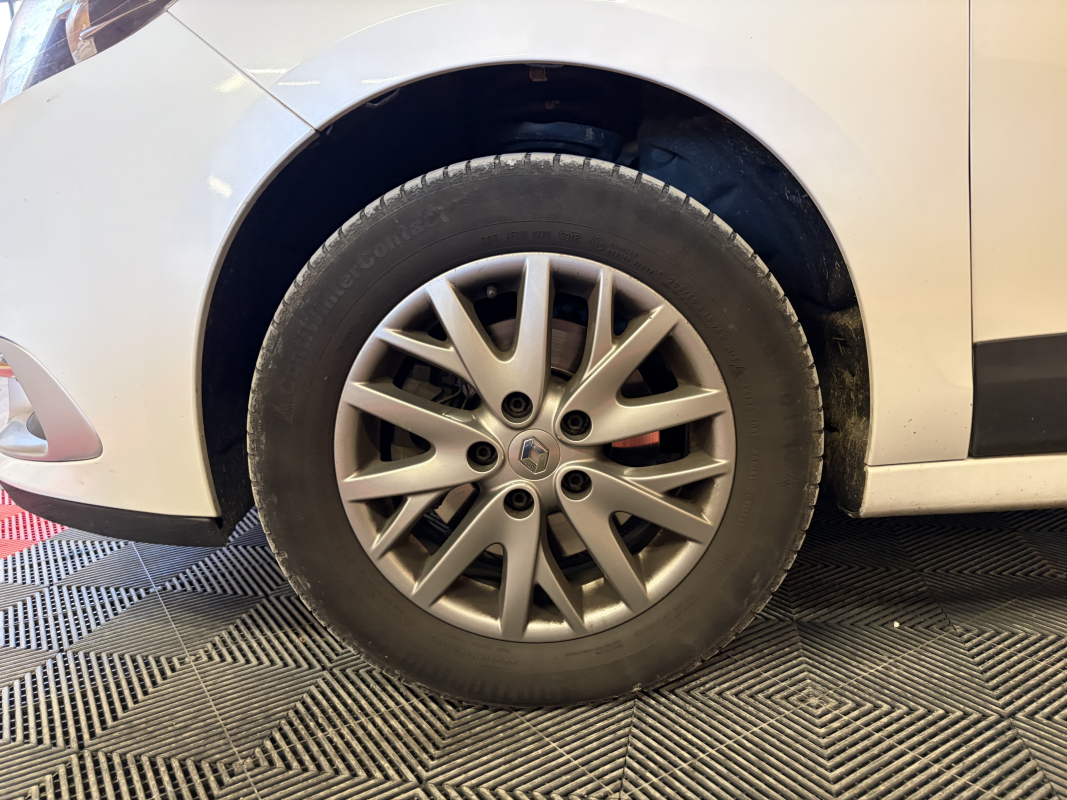Renault Scenic — 19