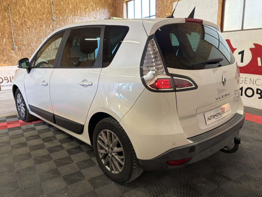 Renault Scenic — 3