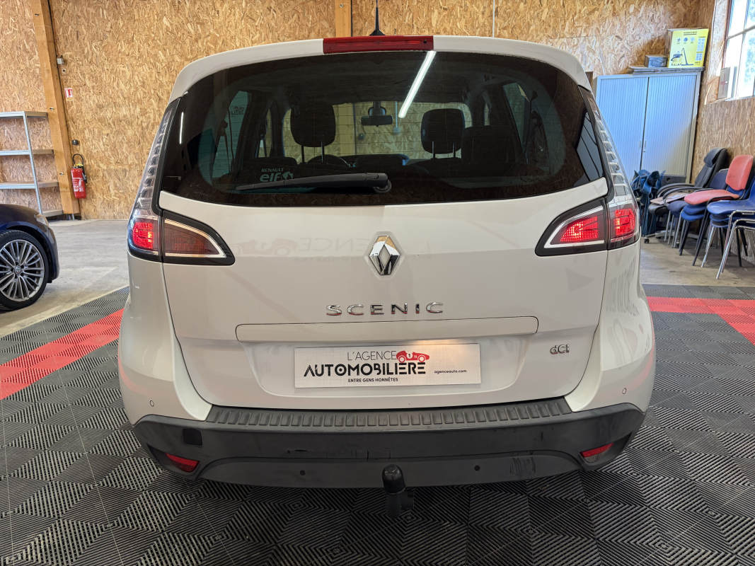 Renault Scenic — 4