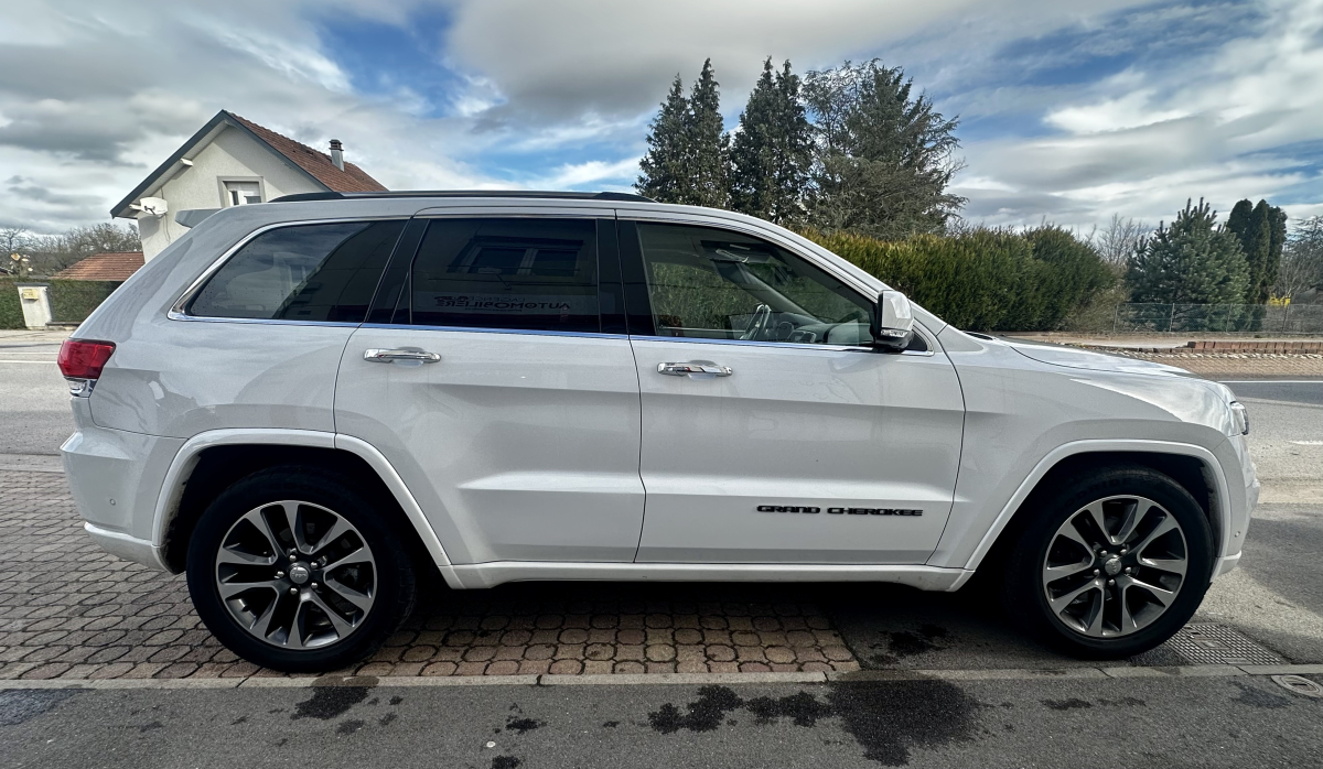Jeep Grand Cherokee — 4
