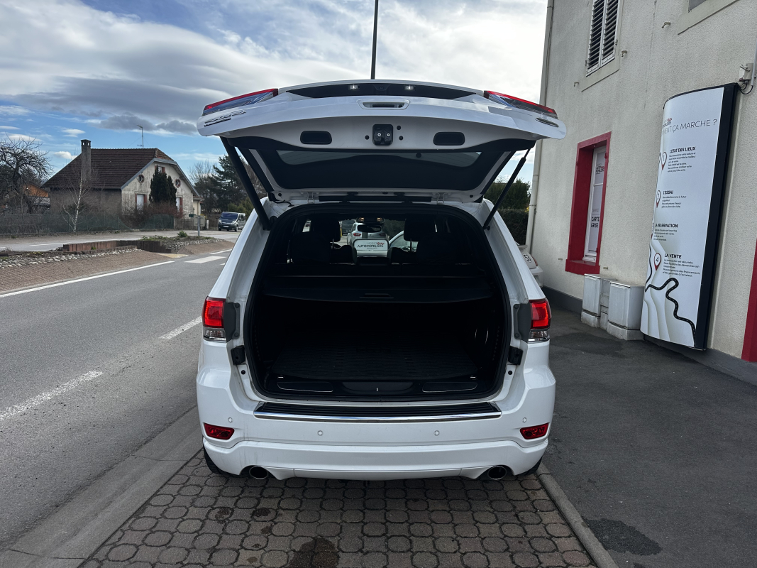 Jeep Grand Cherokee — 22